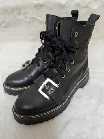 [ ZARA ] 자라 벨트 부츠 36 트랙 밑창 블랙 블랙 통굽