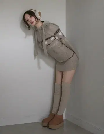 Andmary Heart 니트 세트 업 베이지