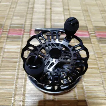 우사키닛신 인빅타 세컨드 BG-ST 85 헤치 낚시릴