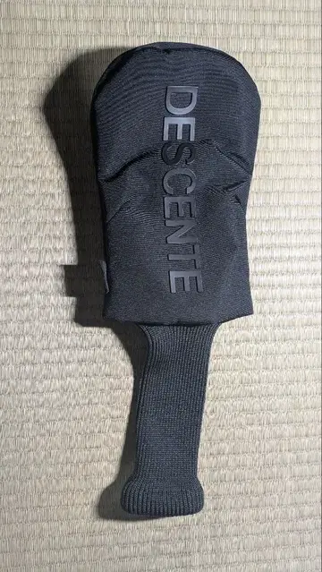 데상트 골프 드라이버용 헤드커버