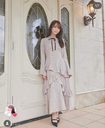 로제뮤즈 로제 장미 패턴 원피스