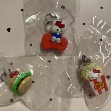 헬로키티 아메리칸 디자인 메지루시 액세서리