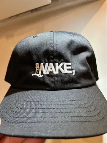 WAKE 블랙 야구 모자