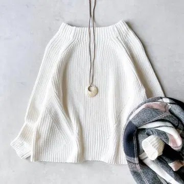 DEMYLEE DAPHNE 모크넥 코튼 니트 풀오버 하찌