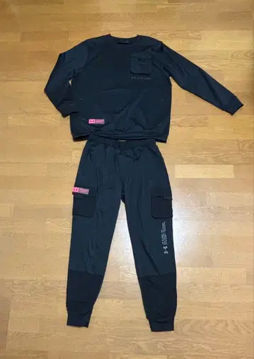 언더아머 블랙 맨투맨 세트 XL