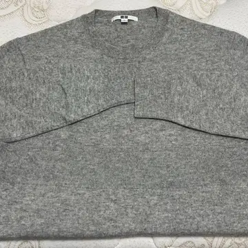 UNIQLO 100% 캐시미어 스웨터