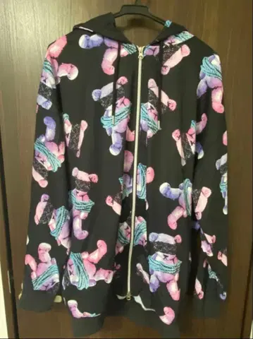 리슨 플레이버 사로잡힌 베어 올 패턴 지퍼 후드티 F