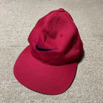 [ 즉시 구매 OK ] NIKE 캡 빨간색