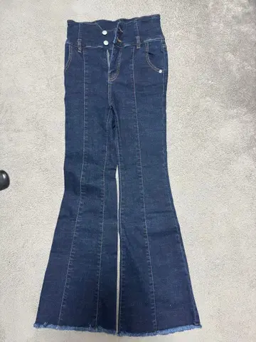 로얄 파티 ROYAL PARTY 하이웨스트 플레어 데님 팬츠