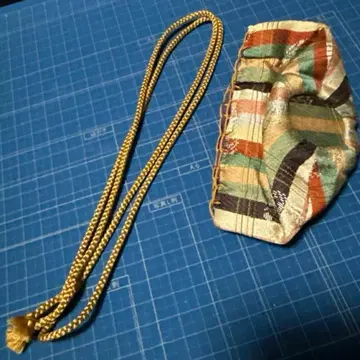 니시진 직물 풀어버린 긴 끈의 복주머니 끈 그대로