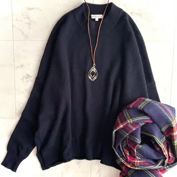 데밀리 캐시미어 100% 크루넥 니트 네이비