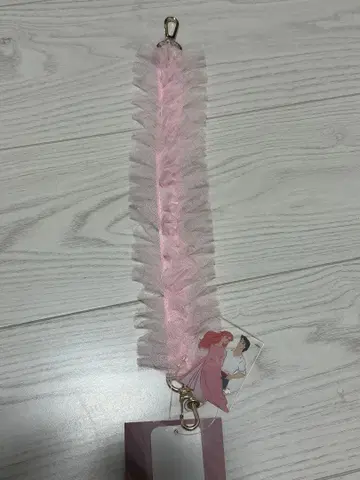 아리엘 프릴 장식 핑크 키링 스마트폰 스트랩