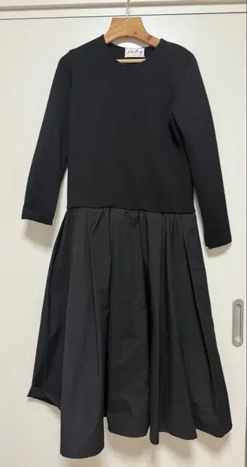 martinique/르 리타주 슈퍼 엑스트라 메리노 원피스