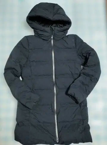 UNIQLO 다운 자켓 S 사이즈