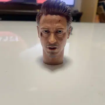 핫토이즈 토니 스타크 헤드 단품