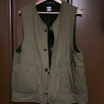 ARMY TWILL 리버서블 올리브색 베스트