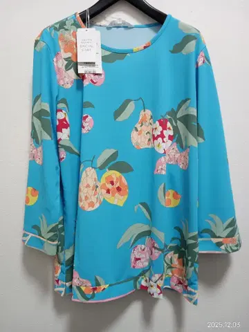 미사용 레오나르 스포츠 7부 소매 블라우스 42