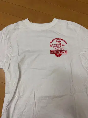 더스트박스 T셔츠