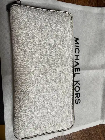 MICHAEL KORS 장지갑 화이트