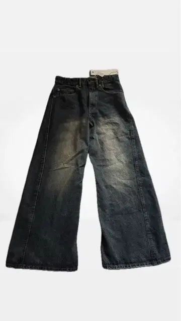 WYX LIDNM CURVED FLARE BAGGY DENIM