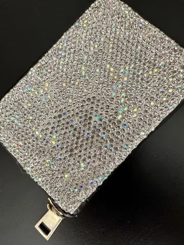 2025 구매 어른스러운 겨울에 딱 맞는 반짝이는 미니 지갑