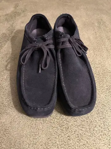 Clarks Wallabees black