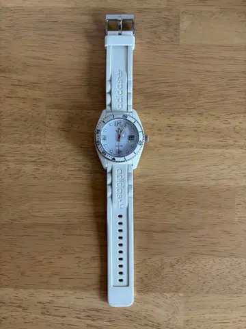 adidas 쿼츠 시계 손목시계