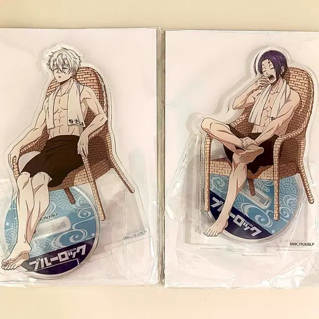 [미개봉 일괄] 블루록 공식 목욕 아크릴 나기 & 레오 스탠드 피규어