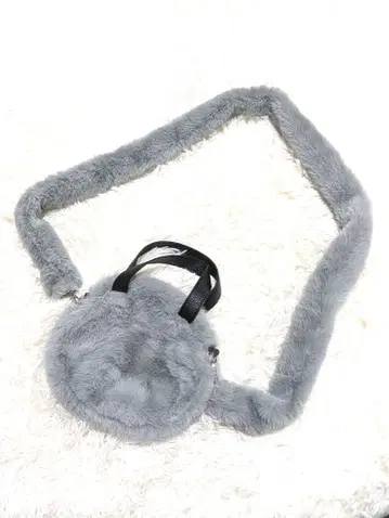 복슬복슬 그레이 퍼 숄더백 핸드백 2way 지퍼