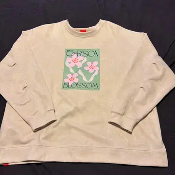 토모얀 &RSON 꽃무늬 프린트 맨투맨 L 사이즈