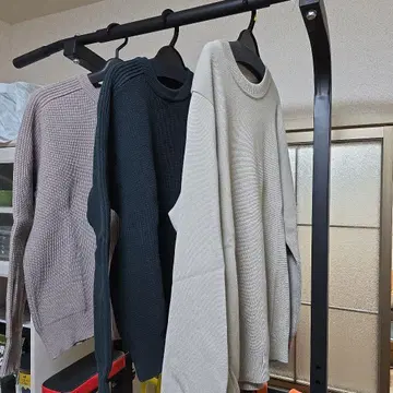 UNITEDTOKYO 스튜디어스 니트 3종 세트