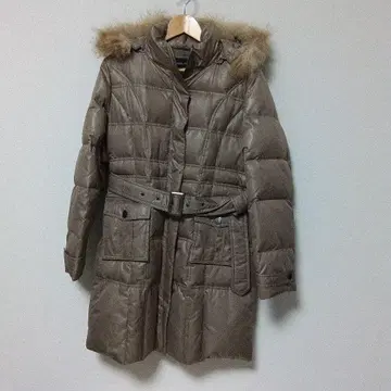 후드 부착 브라운 롱 다운 자켓