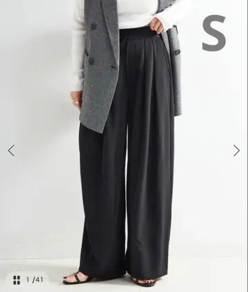 시착만 한 상품 B.C STOCK 워셔블 턱 와이드 팬츠 S