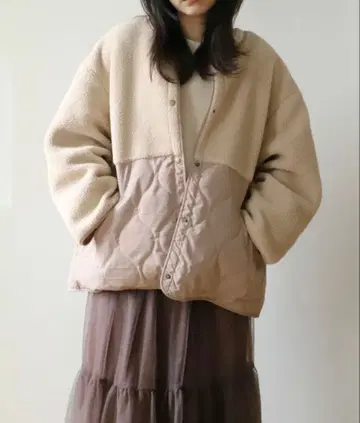 NOAHL 퀼팅 x 보아 절개 코트 베이지