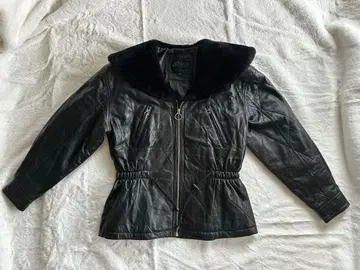 새상품급 램 가죽 천연 가죽 숏코트 자켓 블랙 A라인 퍼