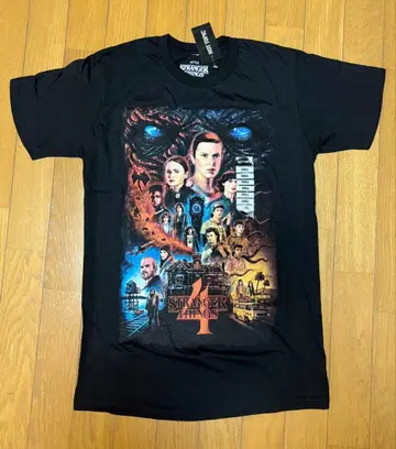 스트레인저 씽스 T셔츠
