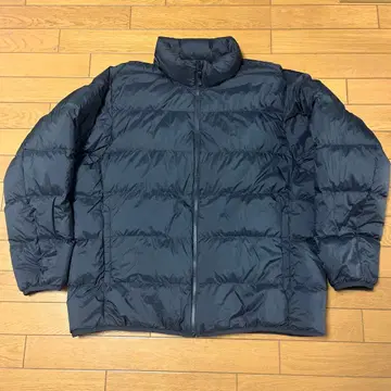 유니클로 울트라 라이트 다운 블랙 3XL