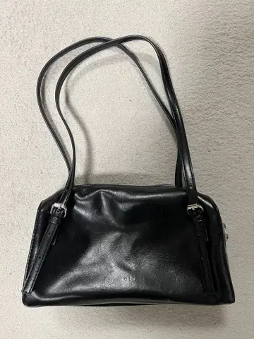 mystic 블랙 숄더백