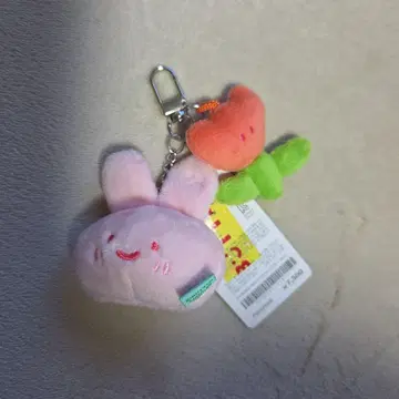 Butter Family 토끼와 꽃 키링