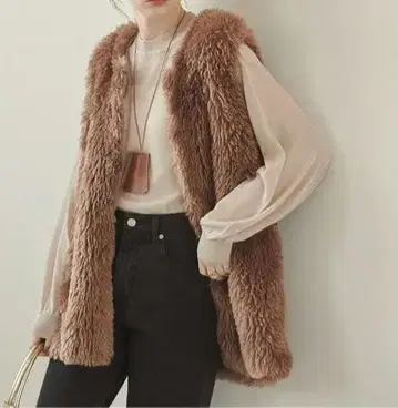 [ ANGIE ] 푸들 인조 모피 베스트