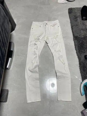 화이트 데미지 데님 팬츠 사이즈 36