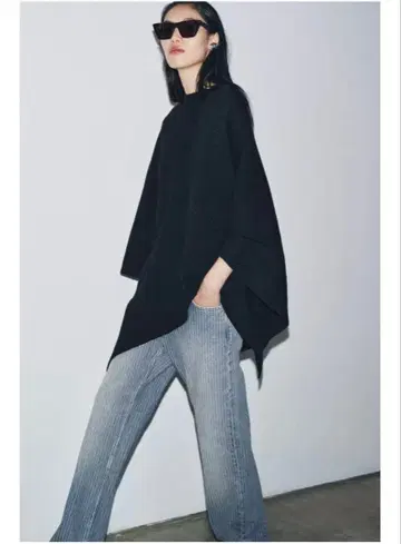 최종 가격 인하 ZARA 니트 케이프 네이비 이번 시즌