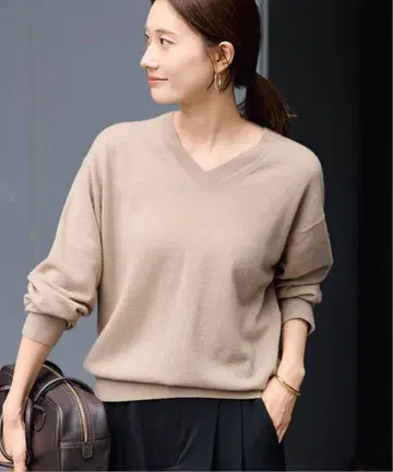 프레임워크 캐시미어 블렌드 울 V넥 니트
