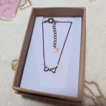 리본형 펜던트 목걸이