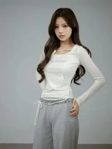 andwang 글램 프릴 비쥬 세트 업 화이트 x 그레이