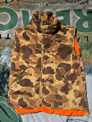 리버서블 덕헌터 카모 베스트