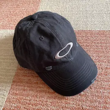 OAKLEY 그레이 캡