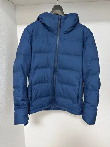 UNIQLO 심리스 다운 파카 라이트 블루 S