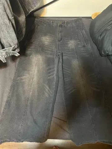 다크 그레이 와이드 레그 데님