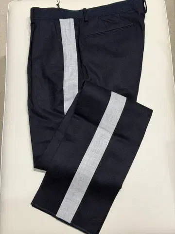 넘버엠 스트레치 색소니 사이드 스트라이프 팬츠